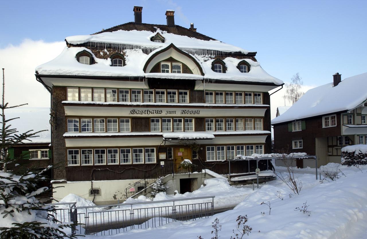 Mogelsberg Gasthaus Roessli מראה חיצוני תמונה
